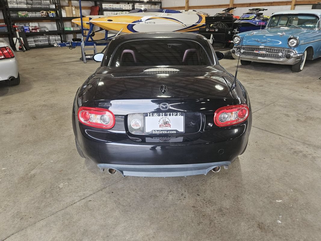Used 2010 MAZDA MX-5 Miata Grand Touring w/ Premium Pkg RWD image 7