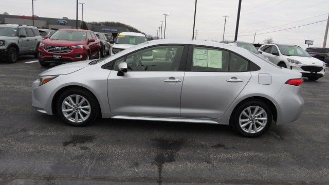 Used 2023 Toyota Corolla LE image 13