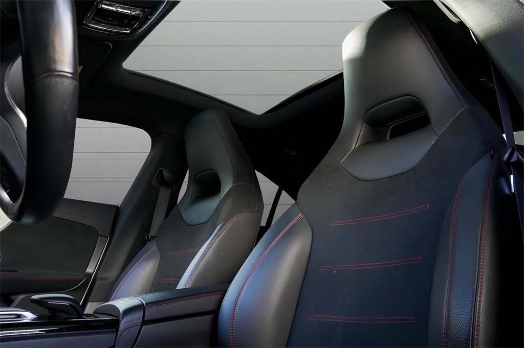 Used 2023 Mercedes-Benz CLA 250 4MATIC image 24