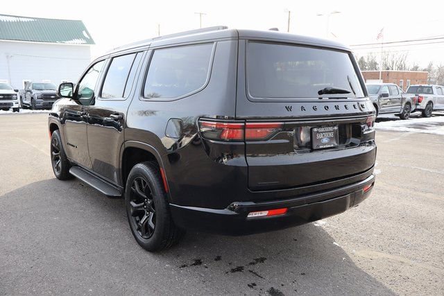 Used 2023 Jeep Wagoneer Series II image 16