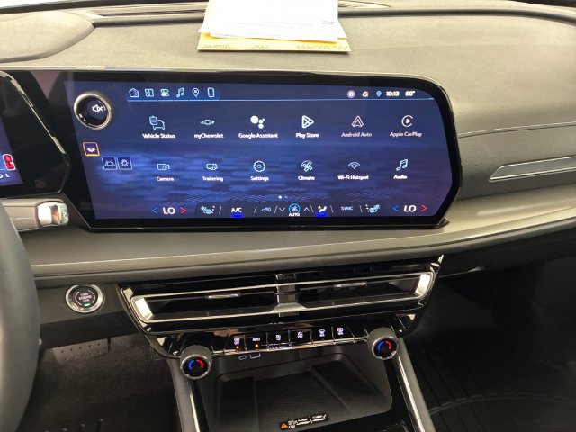 Certified 2026 Chevrolet Traverse LT AWD/4WD image 26