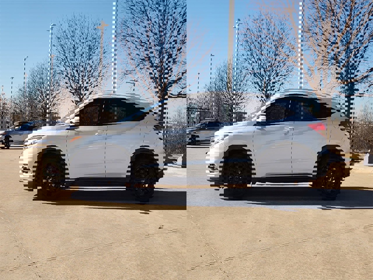 Certified 2022 Honda HR-V EX image 4