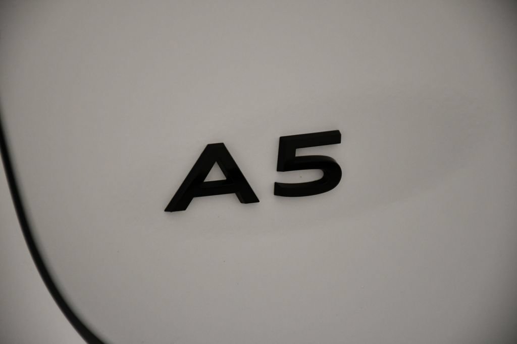 Used 2025 Audi A5 2.0T Premium Plus w/ Premium Plus AWD/4WD image 9