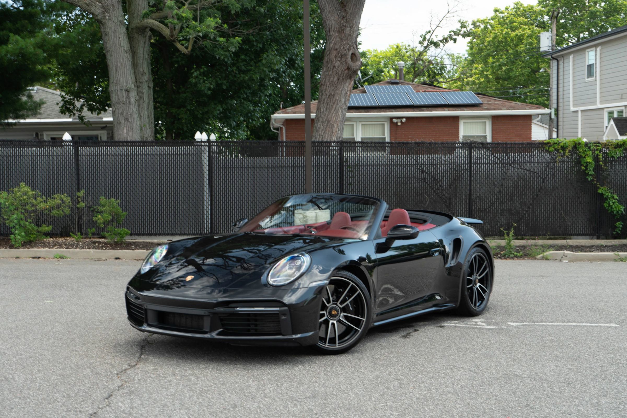 Used 2021 Porsche 911 Turbo image 9