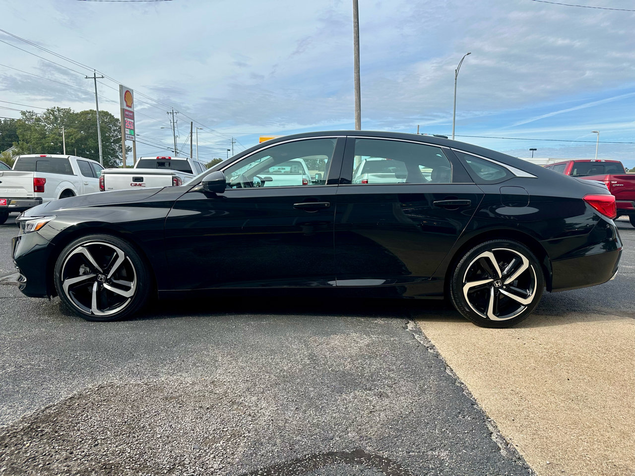 Used 2019 Honda Accord Sport image 5