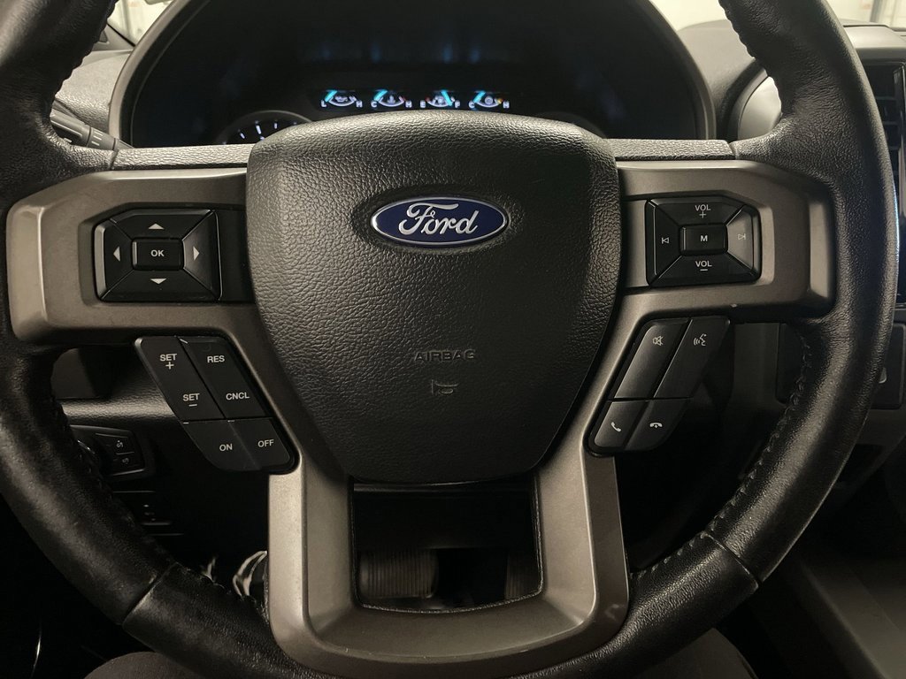Used 2018 Ford Expedition Max XLT w/ Equipment Group 201A image 5