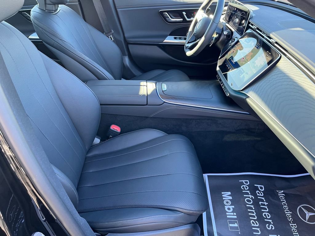 Certified 2025 Mercedes-Benz E 350 4MATIC Sedan image 15
