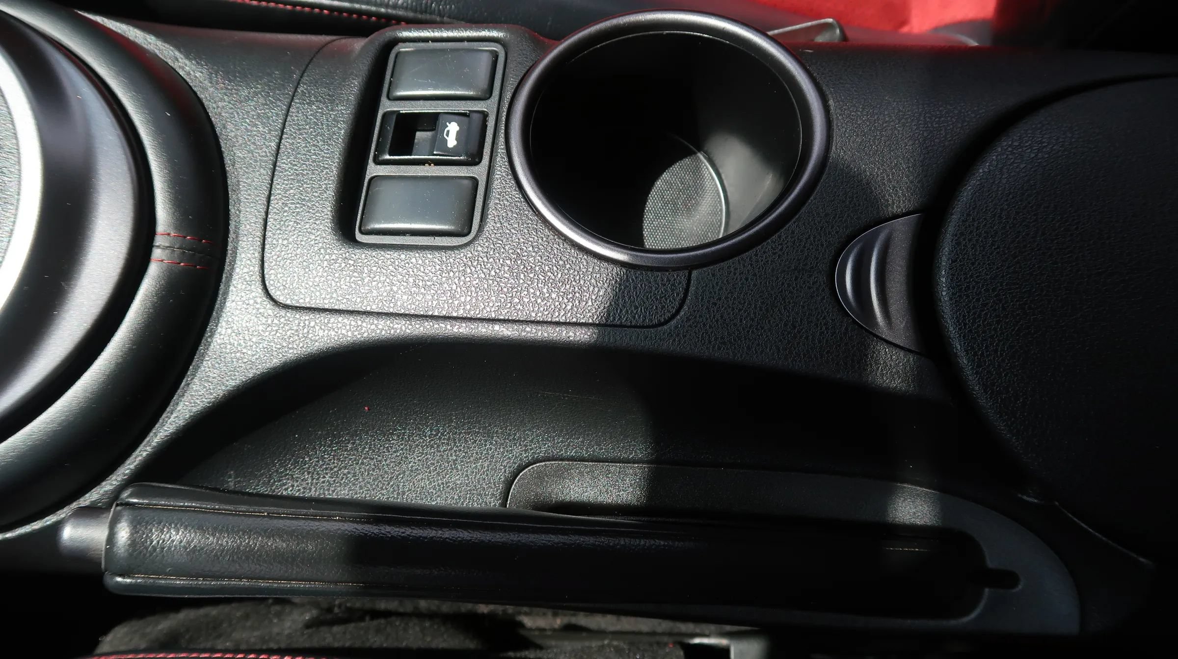 Used 2019 Nissan 370Z NISMO RWD image 24