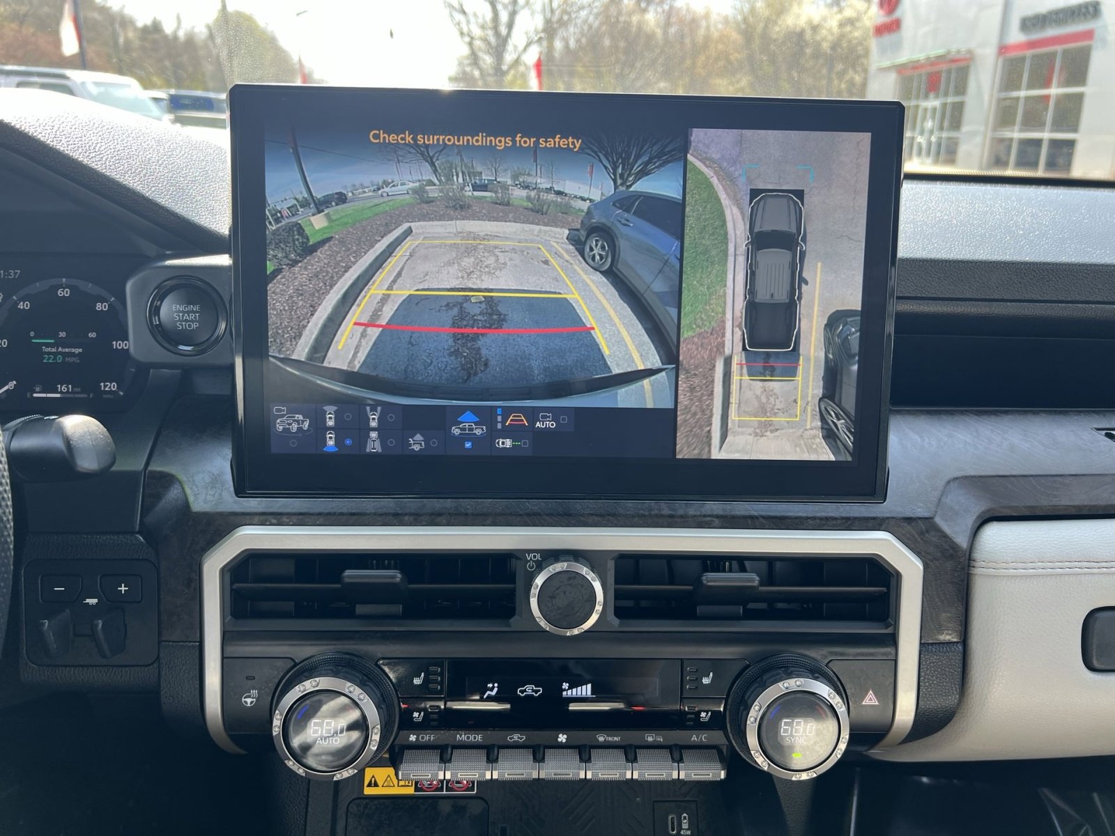 Used 2025 Toyota Tacoma Limited image 19
