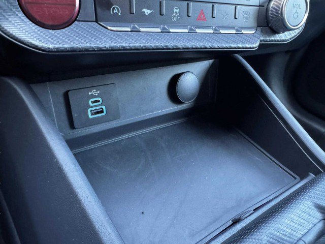 Used 2025 Ford Mustang Premium image 28