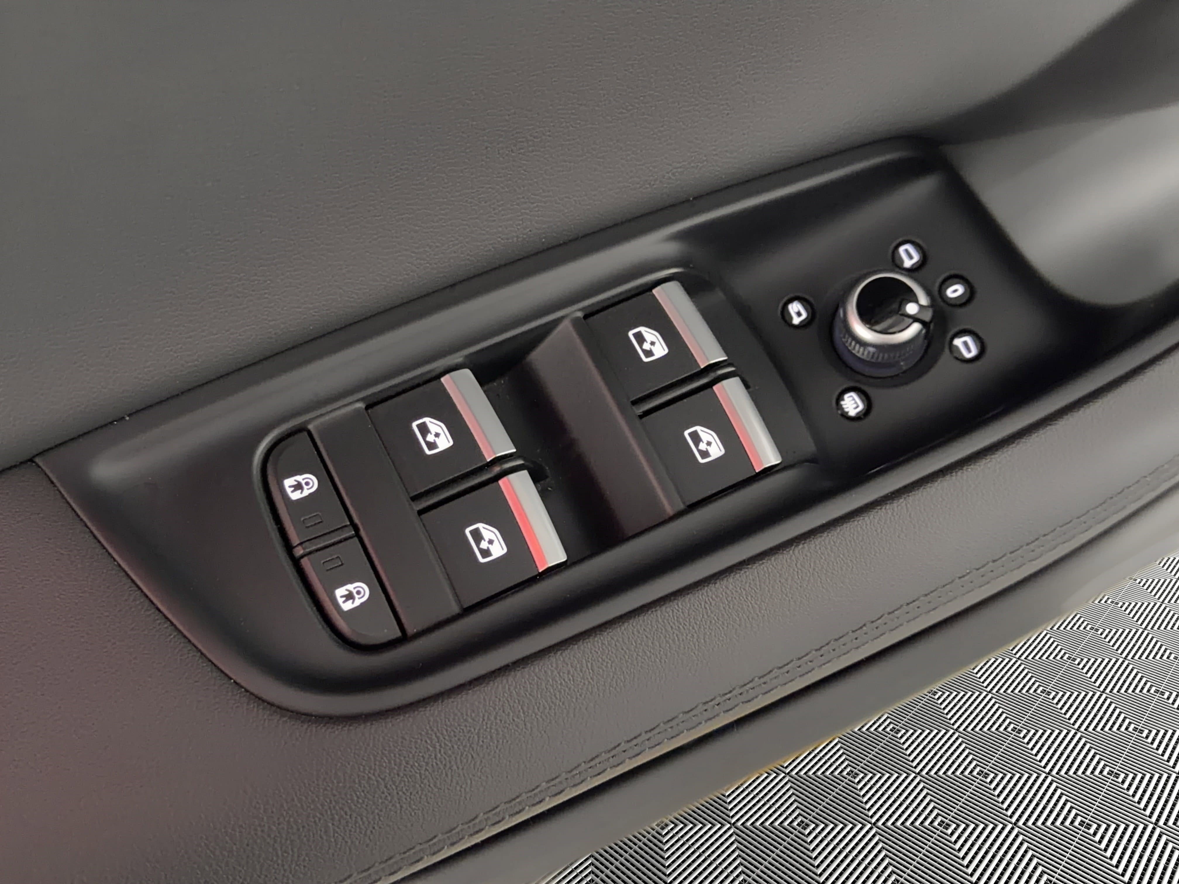 Certified 2023 Audi Q7 3.0T Premium Plus image 15