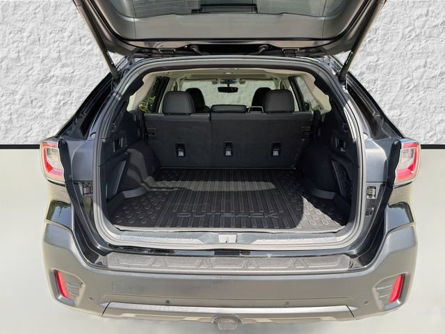 Used 2020 Subaru Outback Onyx Edition XT AWD/4WD image 12