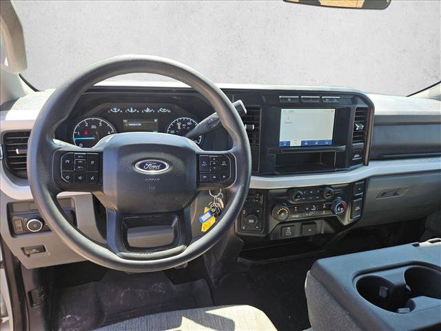 Used 2024 Ford F250 XLT w/ FX4 Off-Road Package AWD/4WD image 17