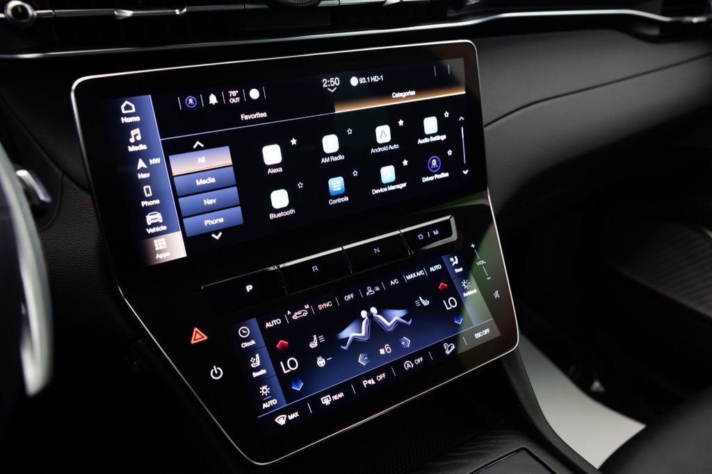 Used 2024 Maserati Grecale GT image 50