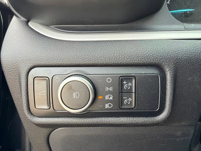 Used 2024 Ford Explorer XLT w/ Equipment Group 202A AWD/4WD image 35