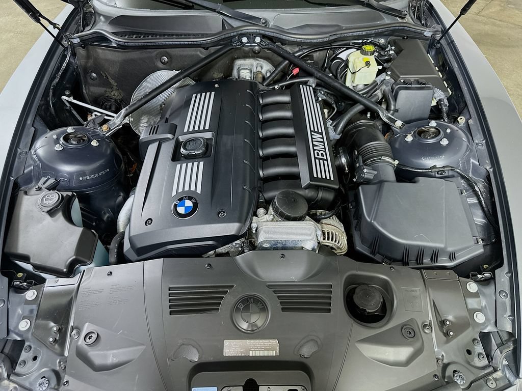 Used 2008 BMW Z4 3.0i RWD image 9