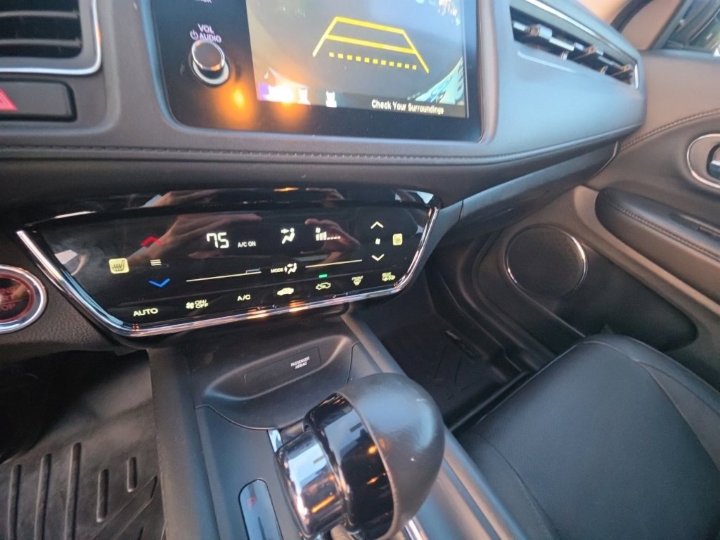 Used 2019 Honda HR-V EX-L image 21