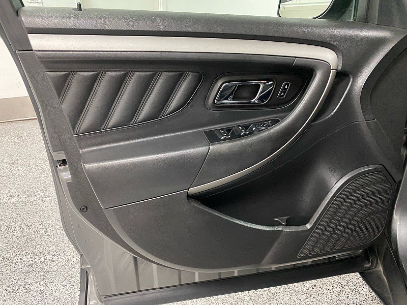 Used 2014 Ford Taurus SEL w/ Equipment Group 201A image 10