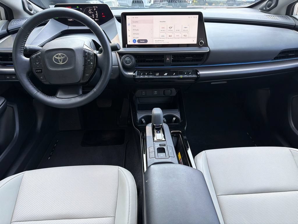 Used 2025 Toyota Prius Limited FWD image 23
