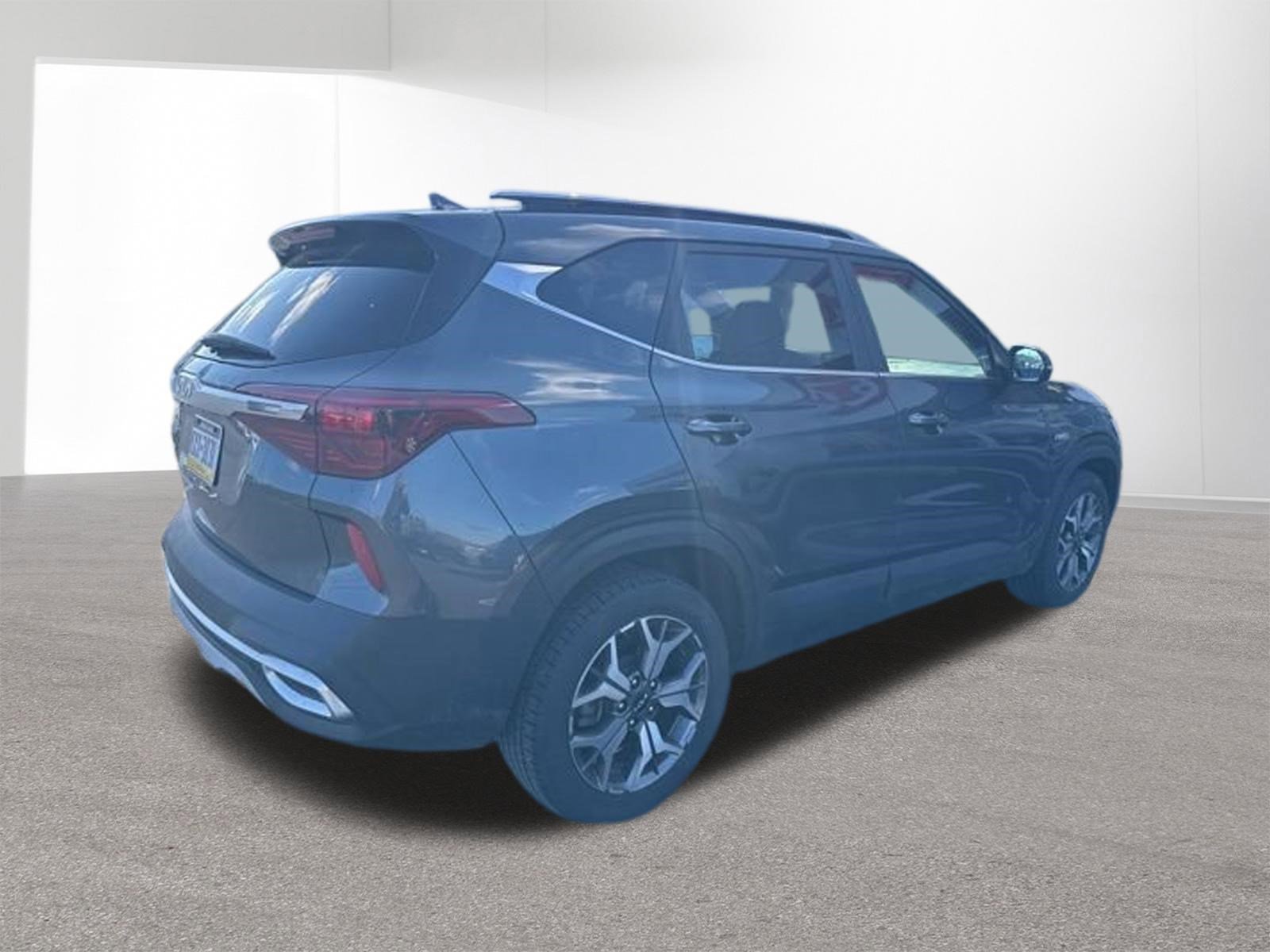 Certified 2023 Kia Seltos EX image 8