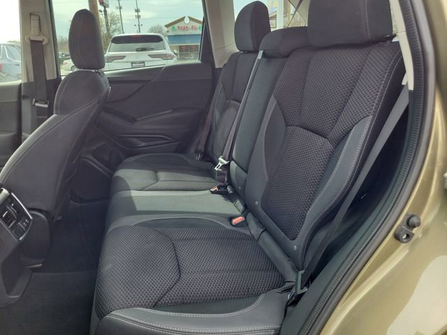 Used 2022 Subaru Forester Premium image 14