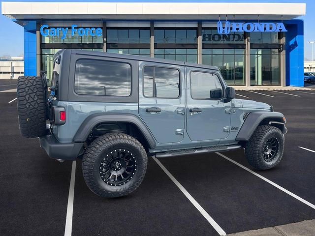 Used 2024 Jeep Wrangler Unlimited Sport AWD/4WD image 2