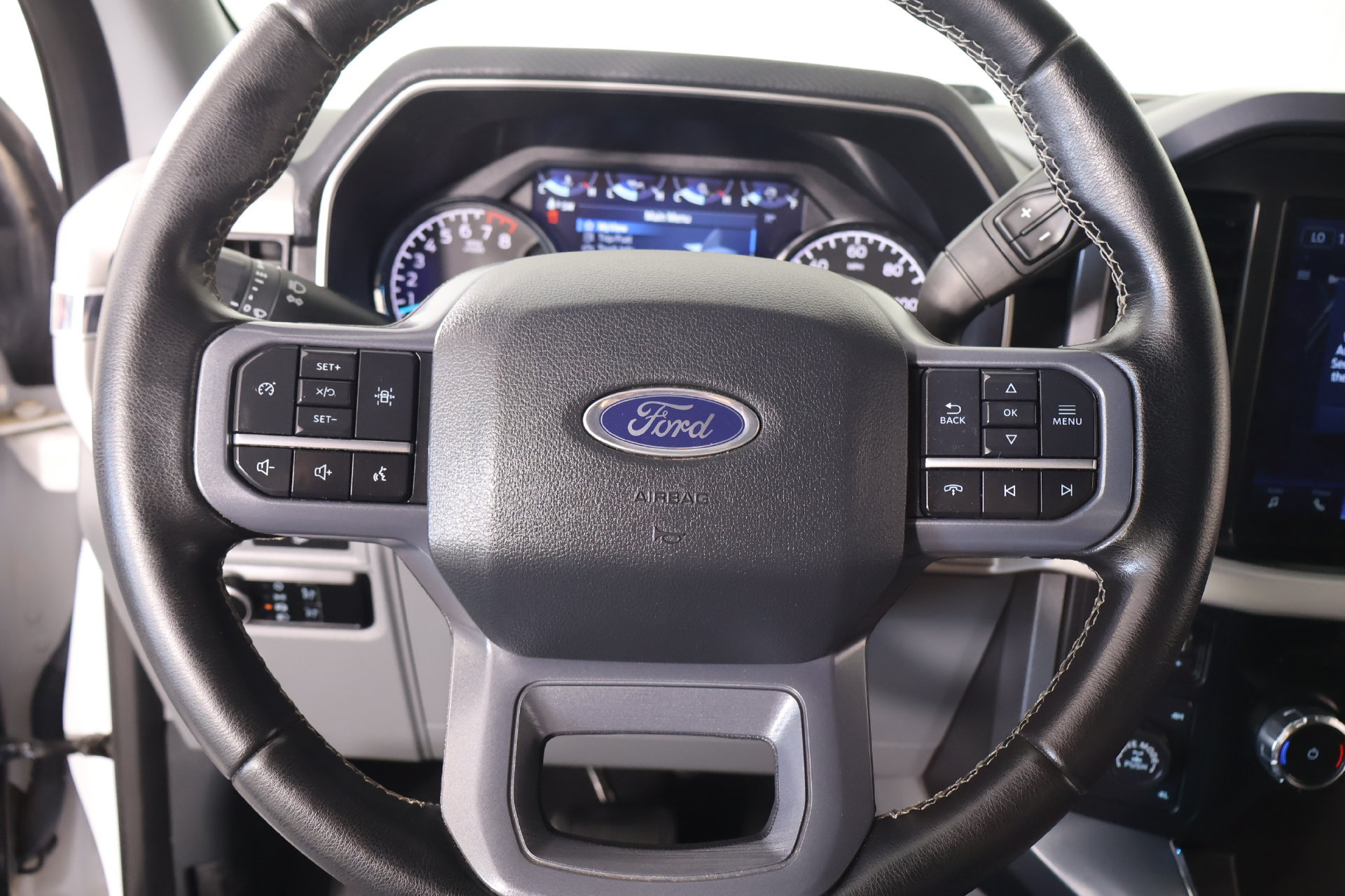 Used 2023 Ford F150 XLT w/ Equipment Group 302A High AWD/4WD image 3