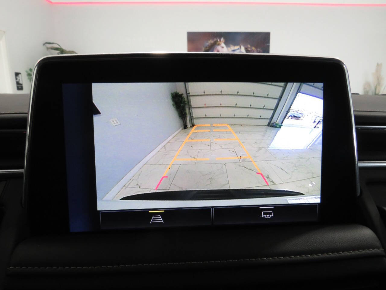 Used 2023 Chevrolet Suburban Premier RWD image 23
