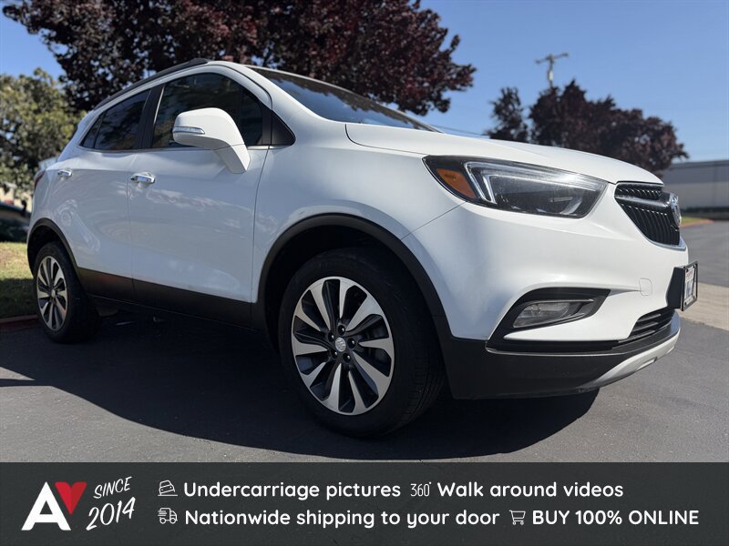 Used 2018 Buick Encore Essence AWD/4WD image 1