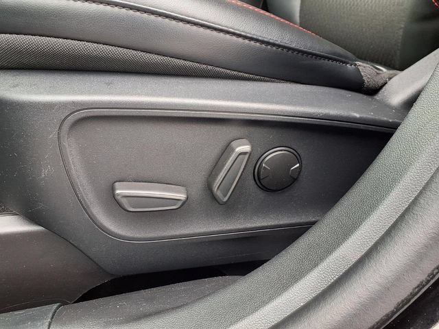 Used 2025 Ford Escape ST-Line AWD/4WD image 70