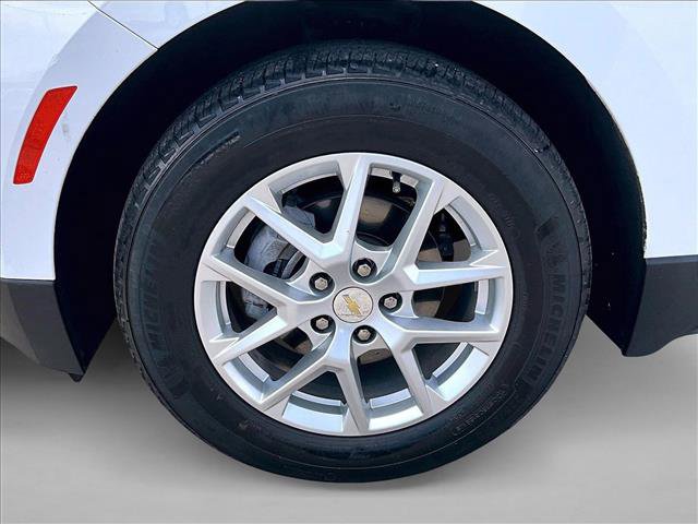 Used 2023 Chevrolet Equinox LT FWD image 10