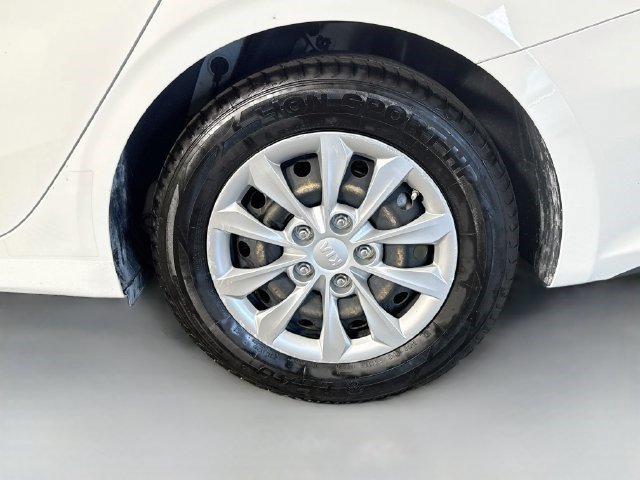 Used 2019 Kia Forte Sedan FWD image 35