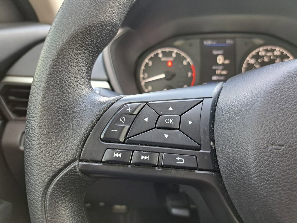 Used 2024 Nissan Altima 2.5 S image 14