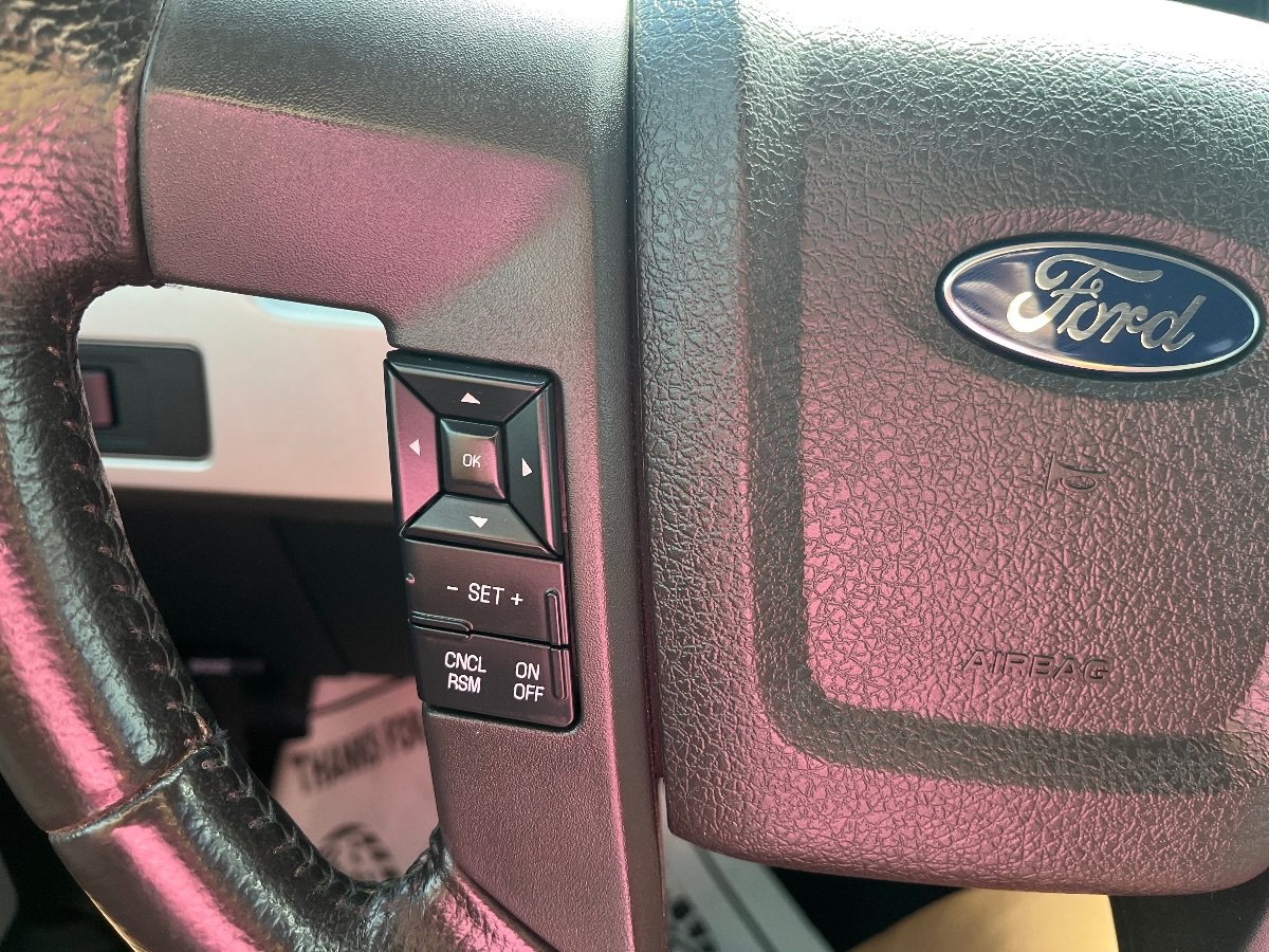 Used 2014 Ford F150 Lariat w/ Equipment Group 502A Luxury AWD/4WD image 20