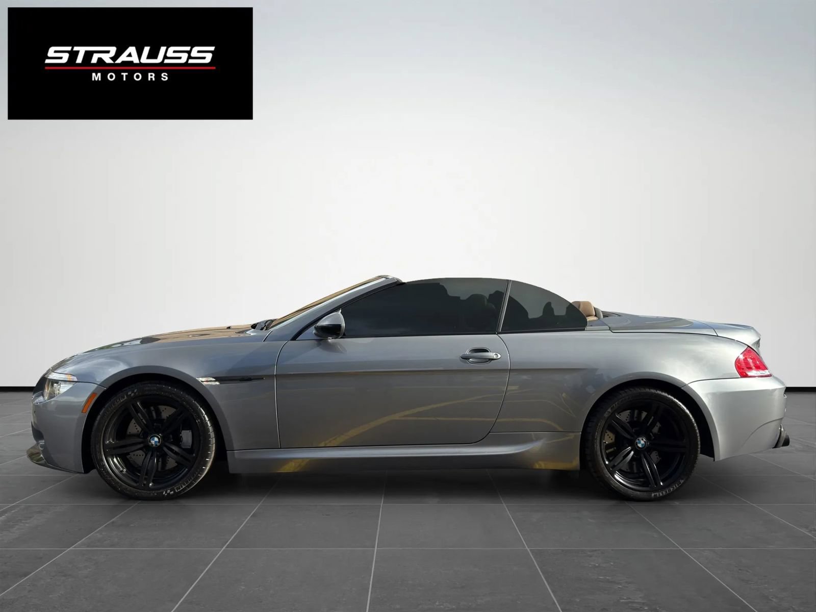 Used 2010 BMW M6 Convertible RWD image 7