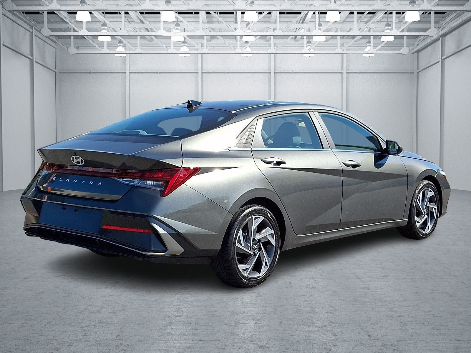 Certified 2025 Hyundai Elantra SEL FWD image 6