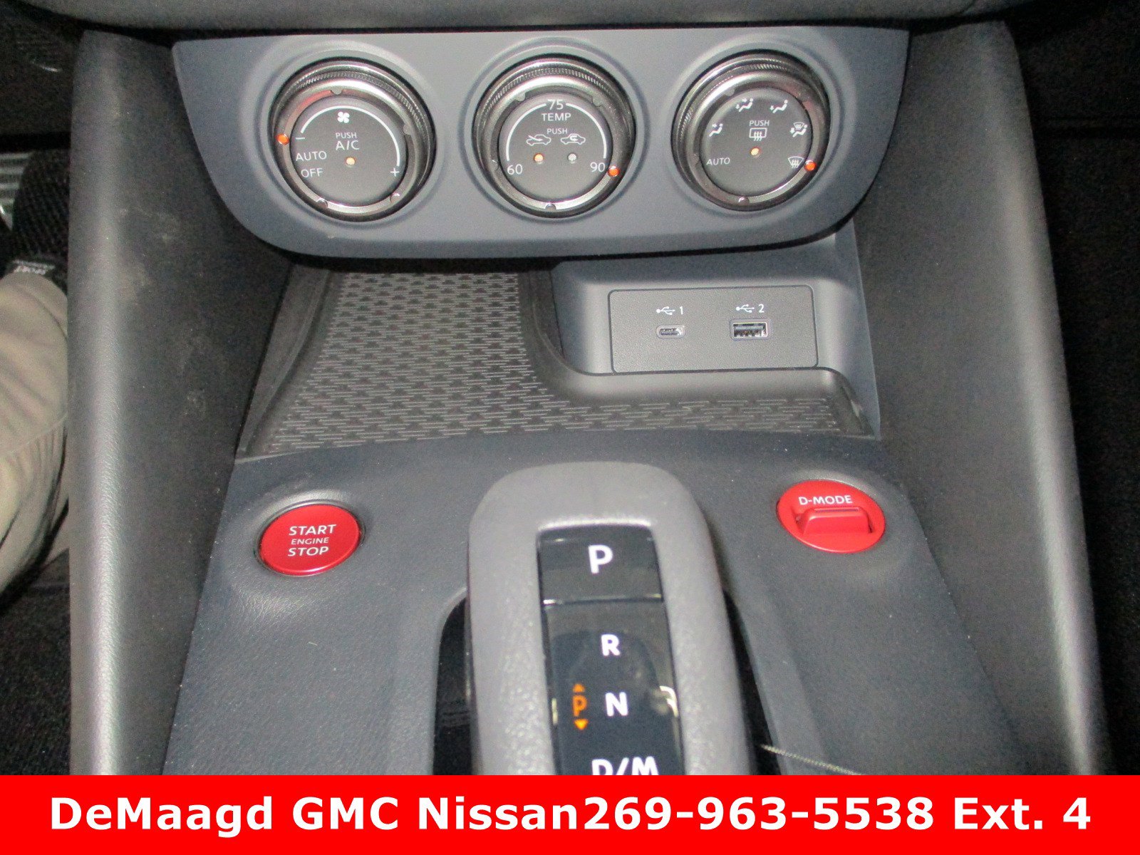 New 2024 Nissan Z NISMO w/ Floor Mat Package image 29