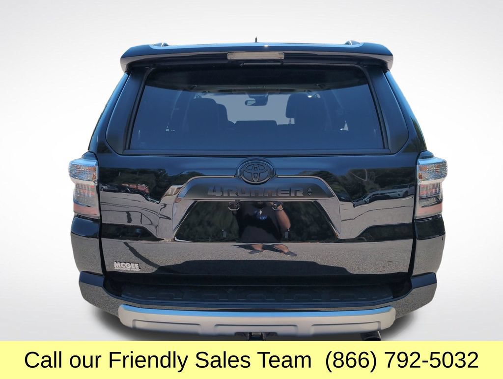 Used 2023 Toyota 4Runner TRD Off-Road Premium w/ Moonroof Package AWD/4WD image 5