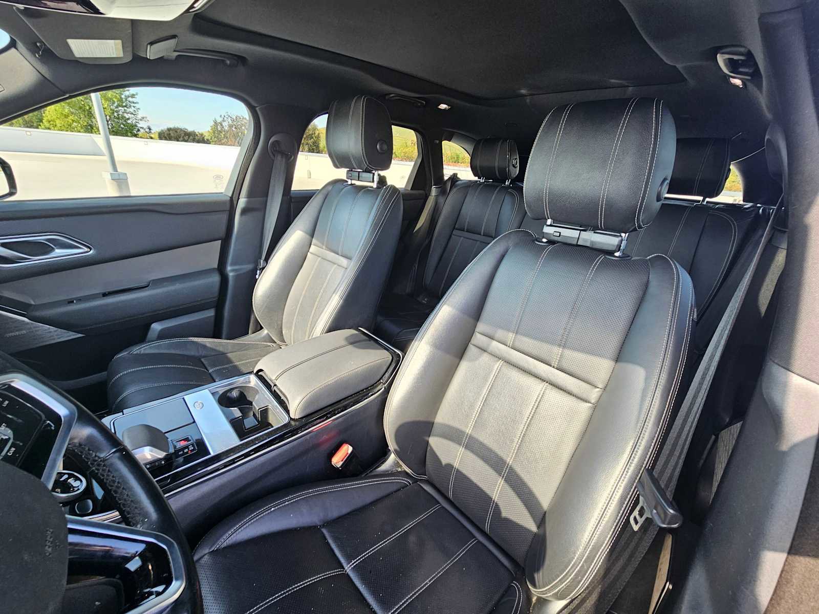 Used 2022 Land Rover Range Rover Velar S image 21