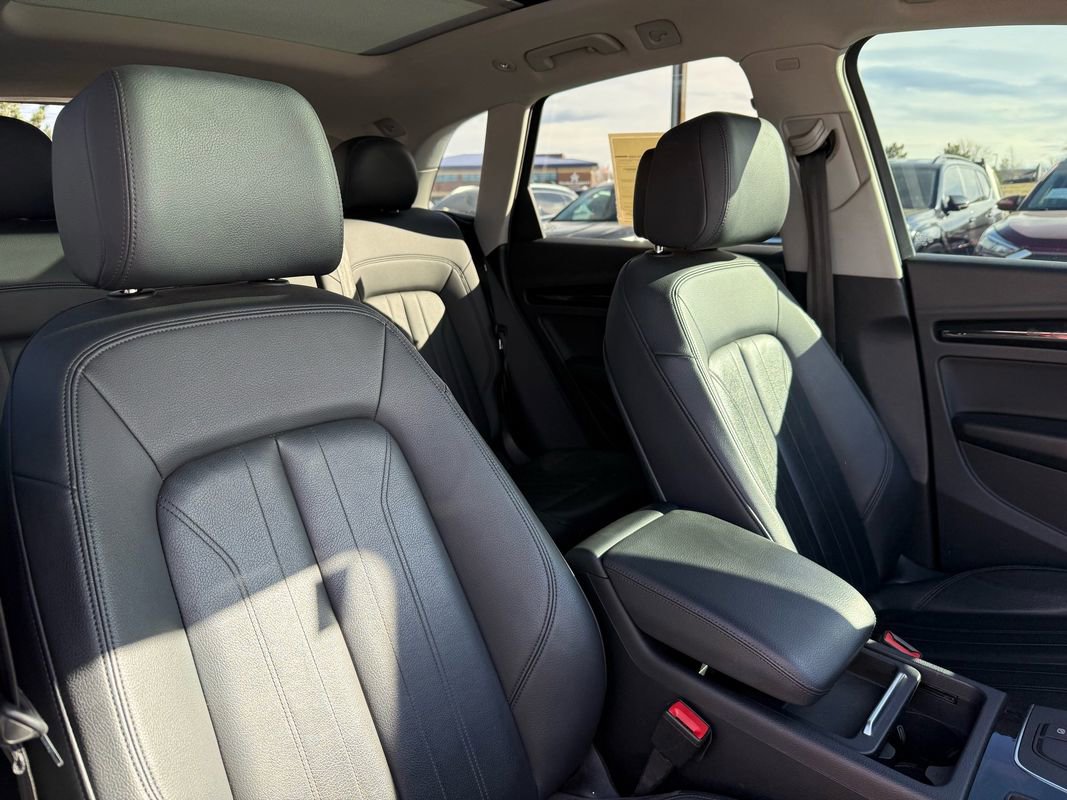Used 2019 Audi Q5 2.0T Premium w/ Convenience Package image 25