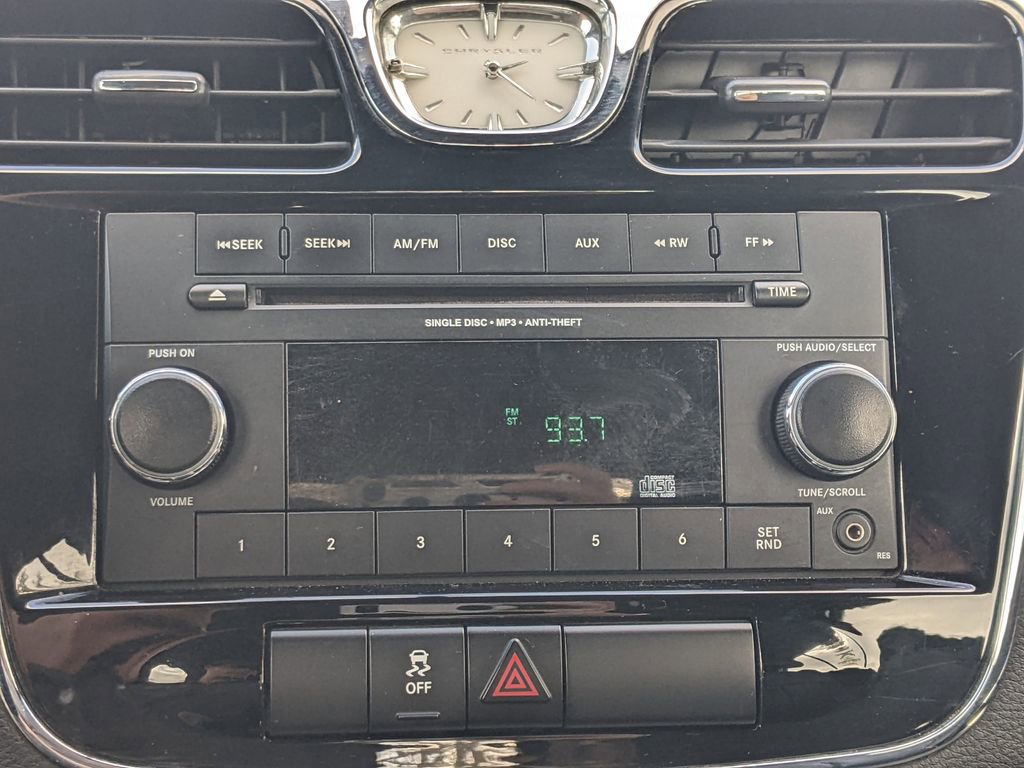 Used 2012 Chrysler 200 Touring image 15