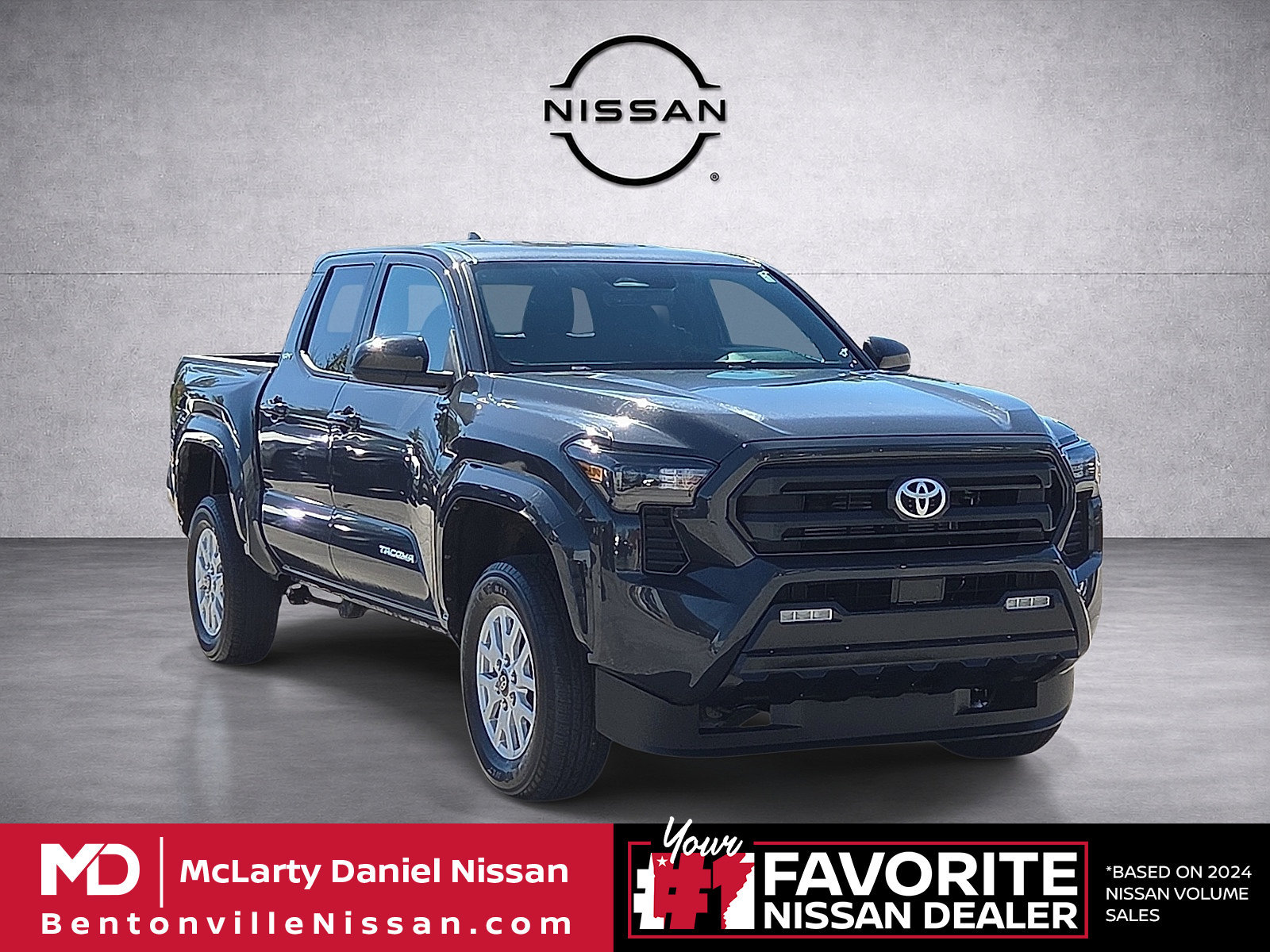 Used 2025 Toyota Tacoma SR5 RWD image 1