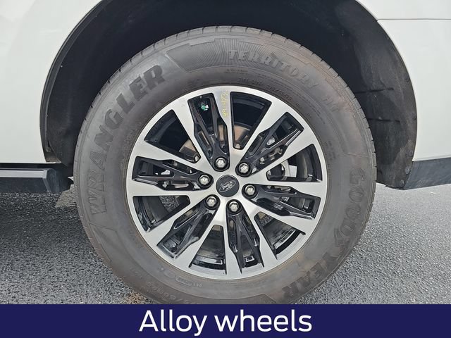 Certified 2025 Ford Expedition Platinum AWD/4WD image 11