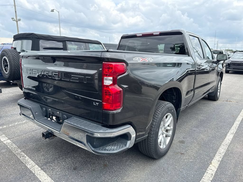 Used 2021 Chevrolet Silverado 1500 LT AWD/4WD image 3