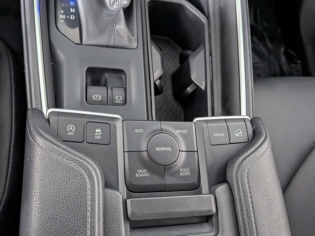 Used 2025 Toyota Grand Highlander AWD image 29