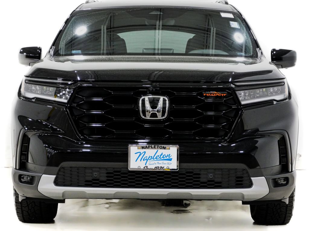 Used 2025 Honda Pilot TrailSport video 2