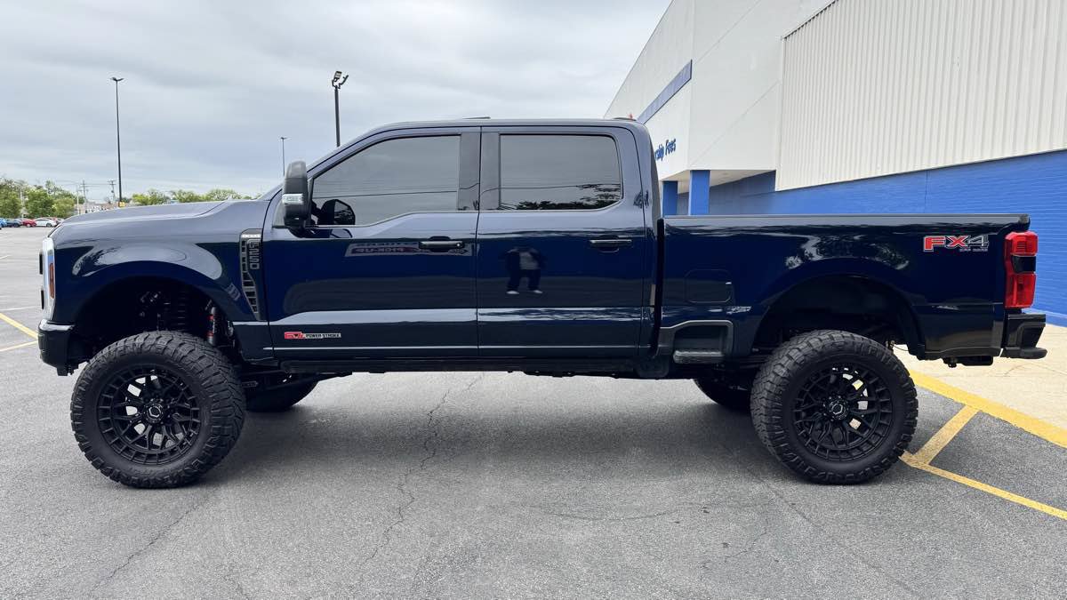 Used 2025 Ford F250 King Ranch w/ Chrome Package AWD/4WD image 4