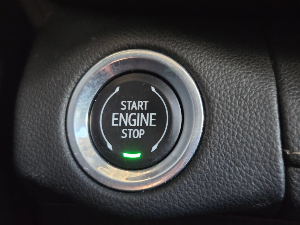 Used 2023 Buick Envision Essence w/ Sport Touring Package AWD/4WD image 8