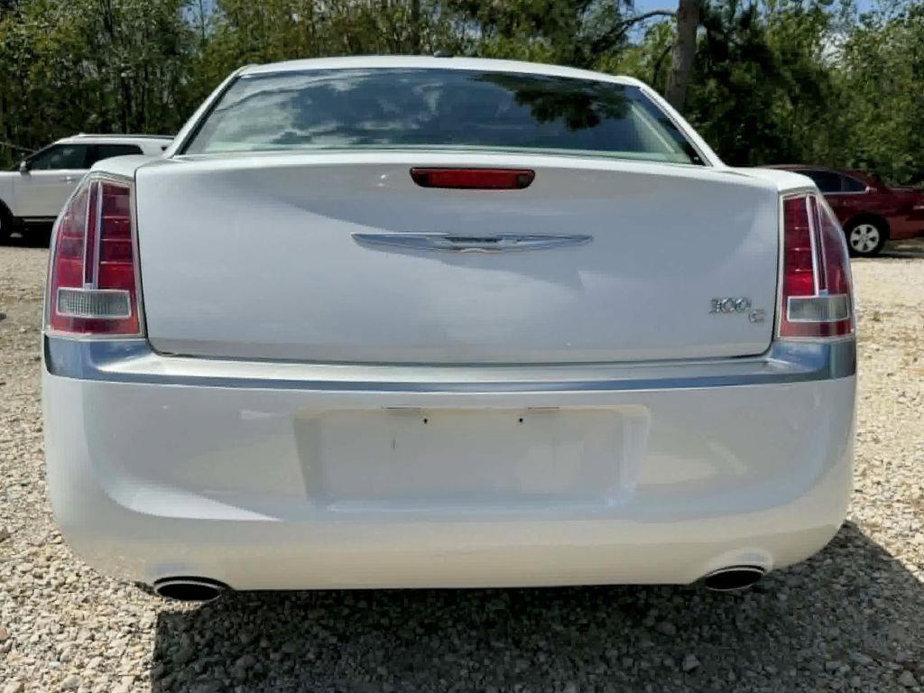 Used 2012 Chrysler 300 C Luxury Series image 6