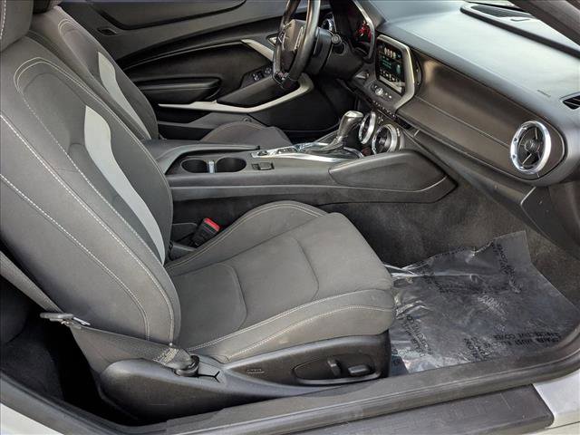 Used 2018 Chevrolet Camaro SS image 21